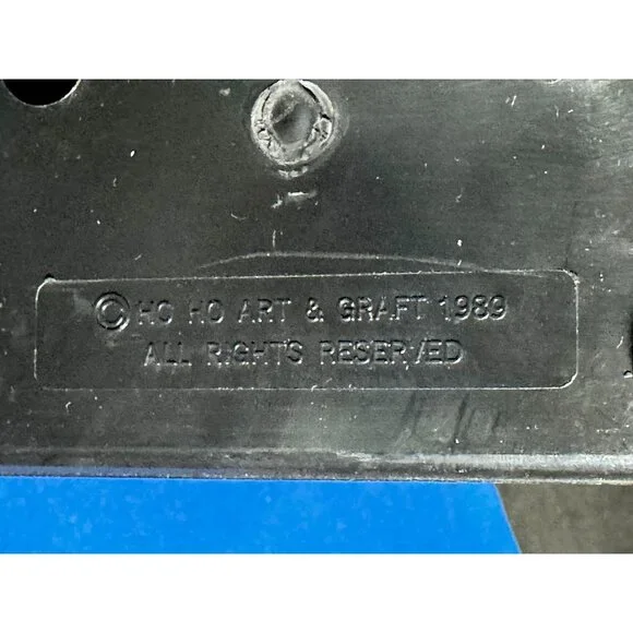 Ho Ho Arts Fiber Optic LED Flower Lamp With Black Base & Multicolor Glow - Picture 13 of 14